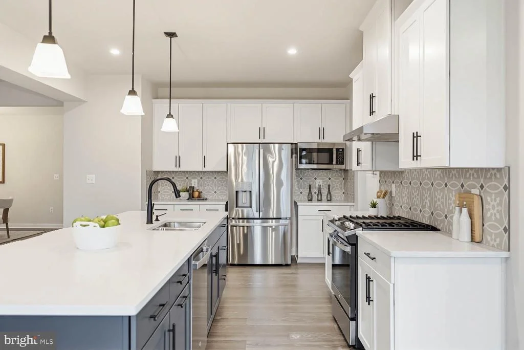 Photo of 10907 GREEN LEAF RUN