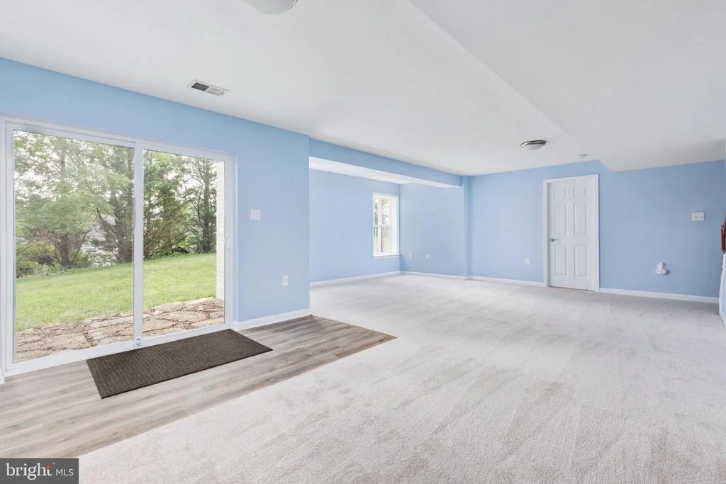 Photo of 922 WAYNE DRIVE