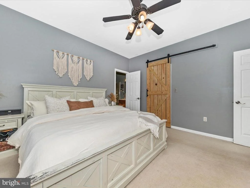 Photo of 84 GORDON DRIVE