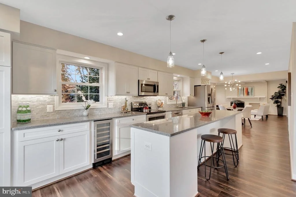 Photo of 13832 BEACON HOLLOW