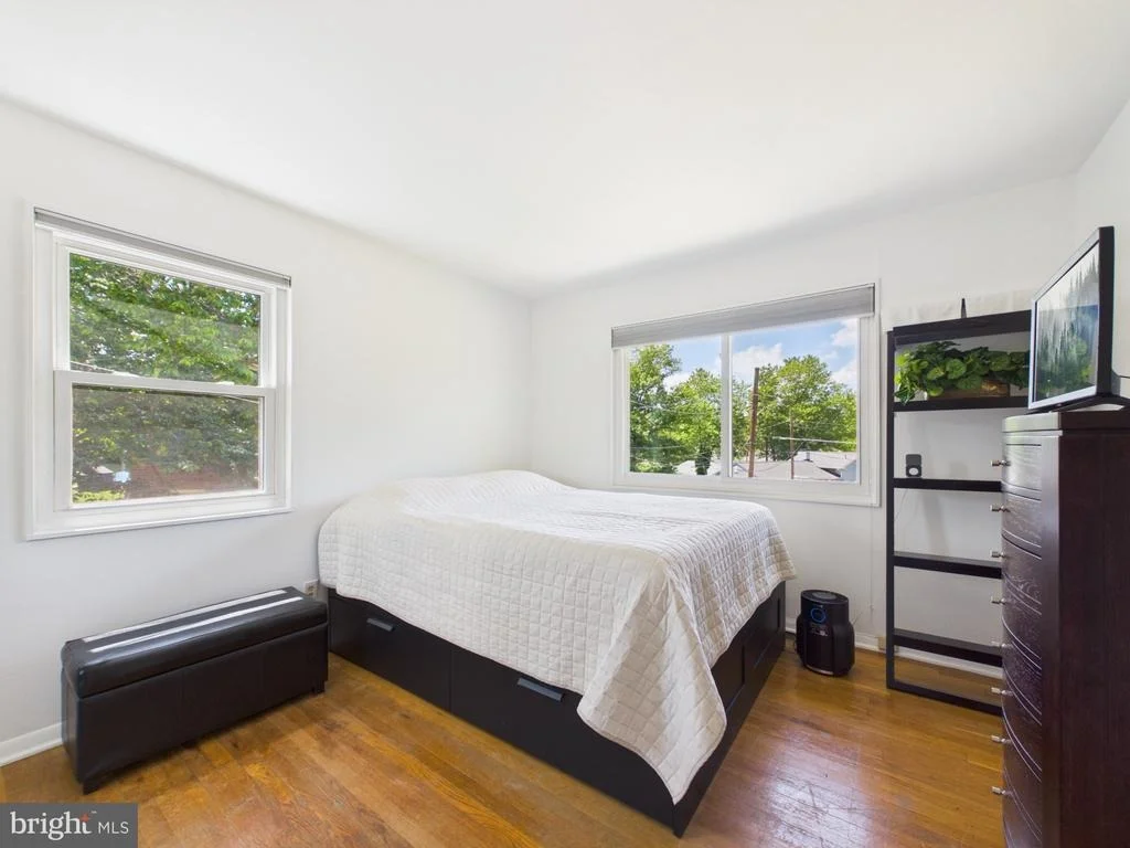 Photo of 5512 KATHLEEN PLACE