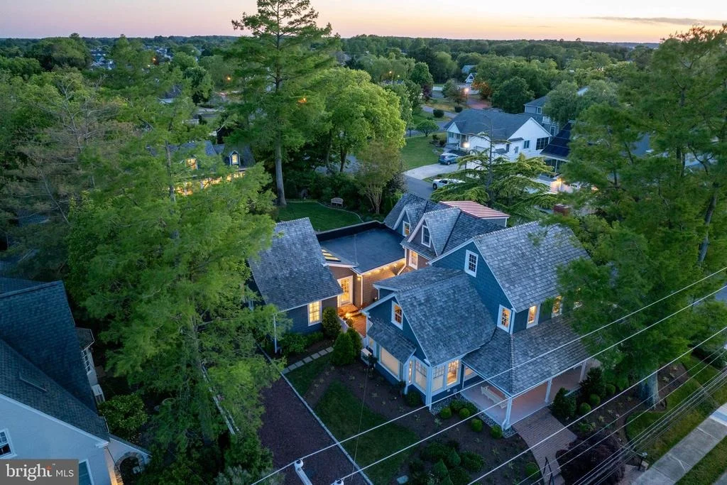 Photo of 410 PILOTTOWN ROAD