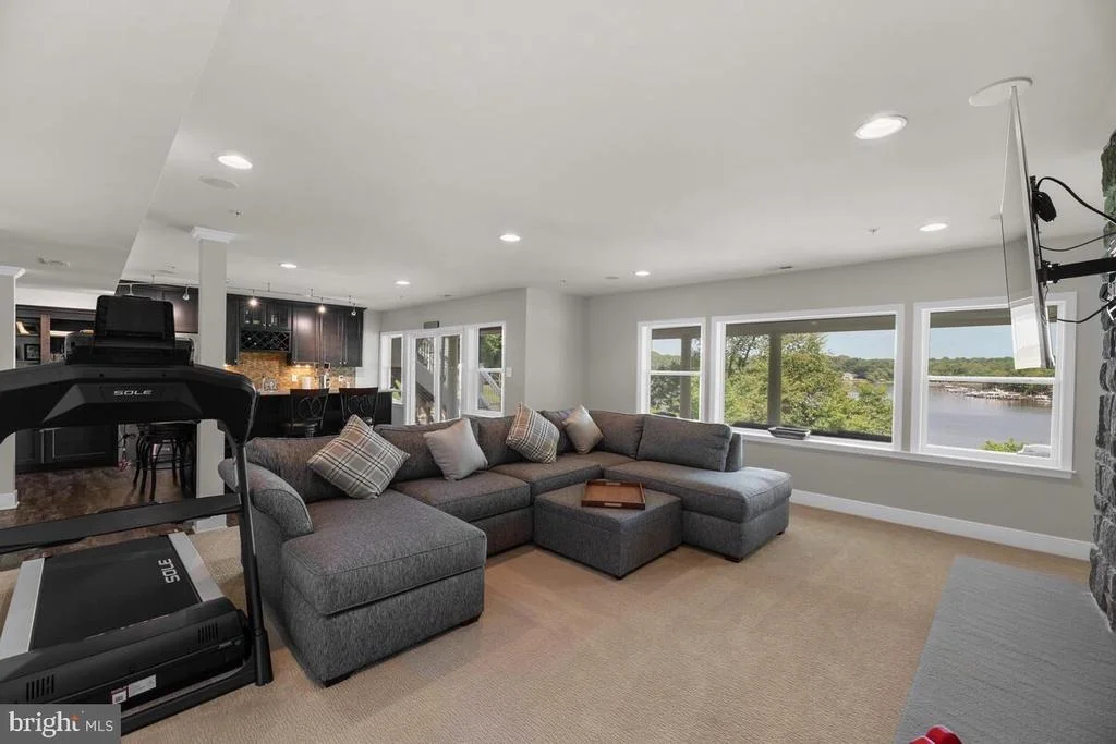 Photo of 1162 OAK VIEW DRIVE