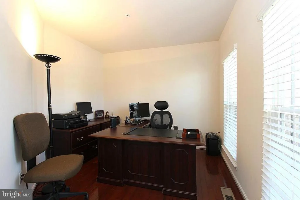 Photo of 13705 VANDERBILT WAY