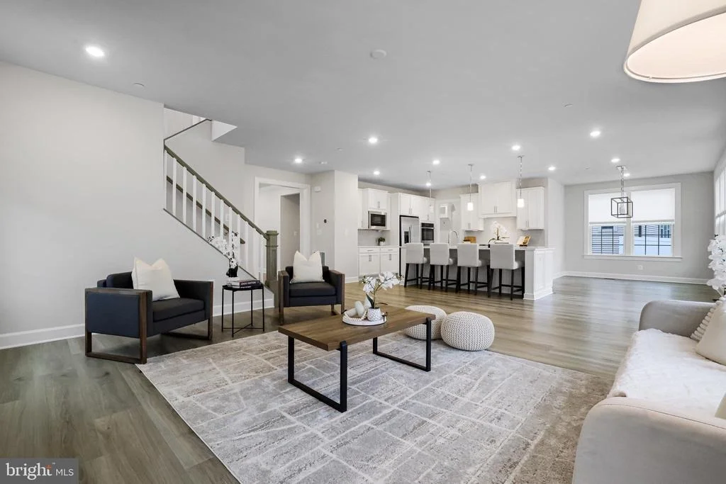 Photo of 7949 LAWNDALE CIRCLE