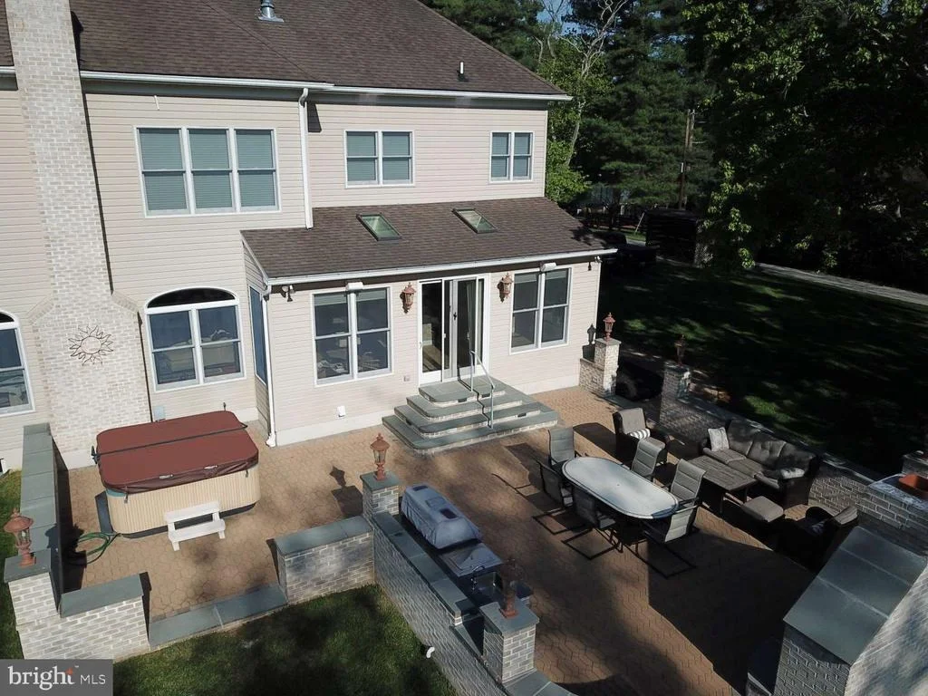 Photo of 7 HICKORY HILL ROAD