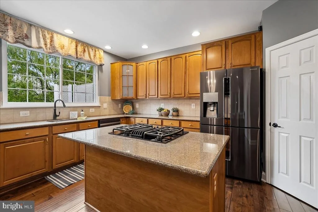 Photo of 320 N CONSTITUTION WAY