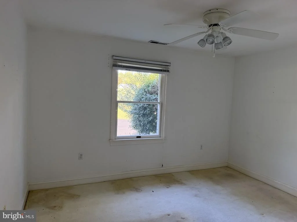 Photo of 24575 DEEPWATER POINT DRIVE