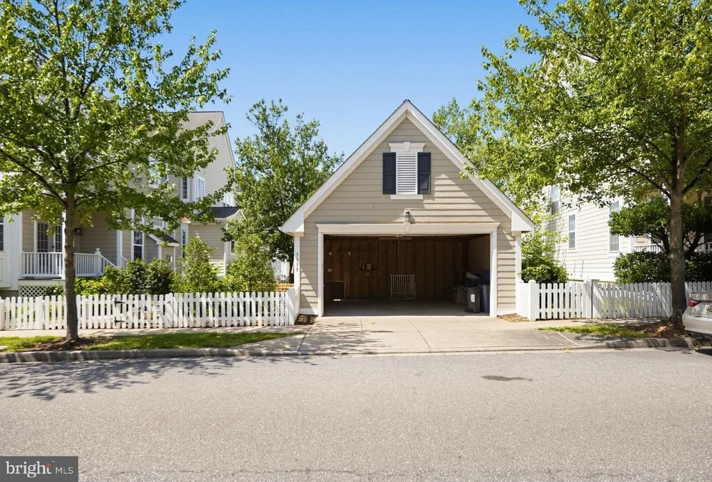 Photo of 3938 ADDISON WOODS ROAD