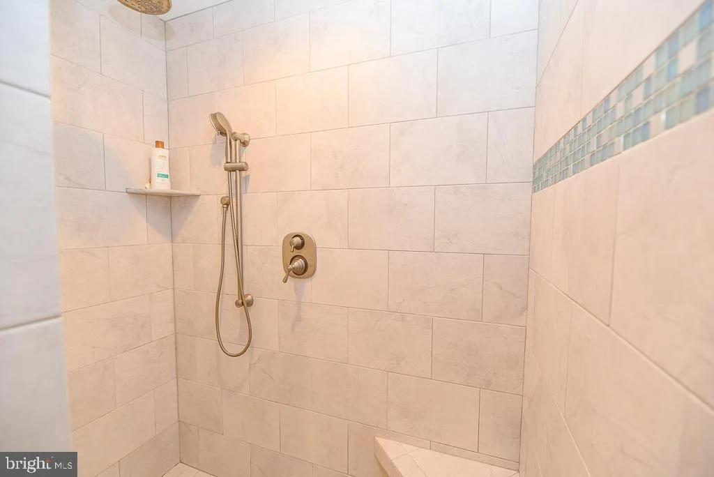 Photo of 39 N PRIMROSE LANE