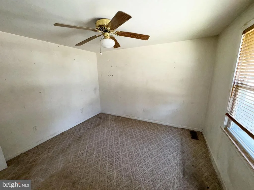 Photo of 6509 KENWOOD DRIVE