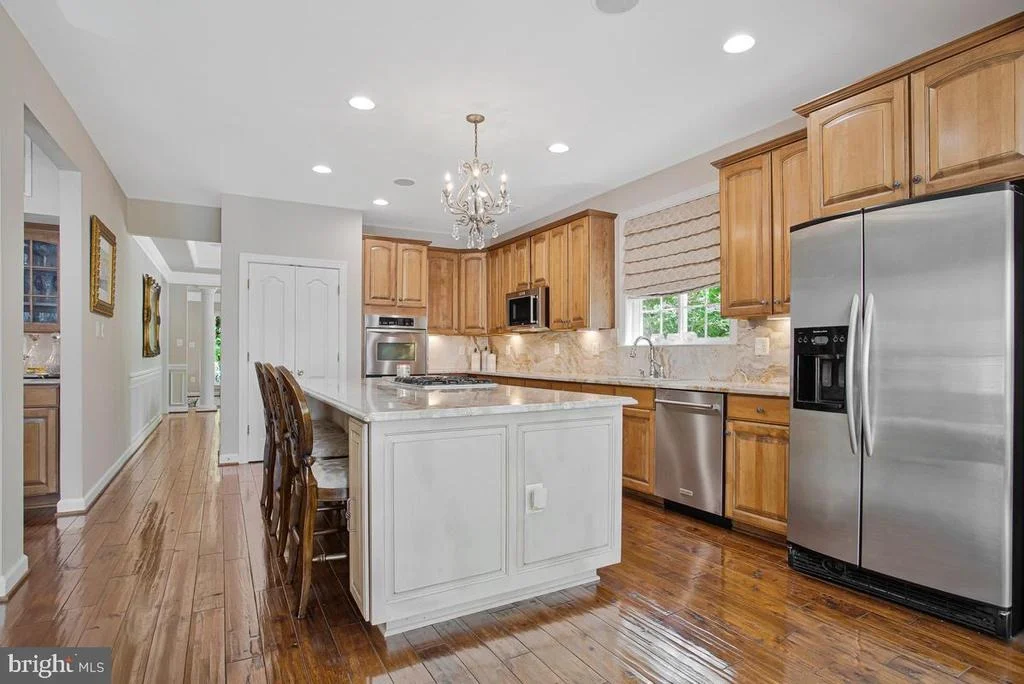 Photo of 905 CORNELL AVENUE