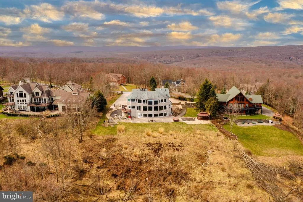 Photo of 1200 MOUNTAINVIEW DRIVE