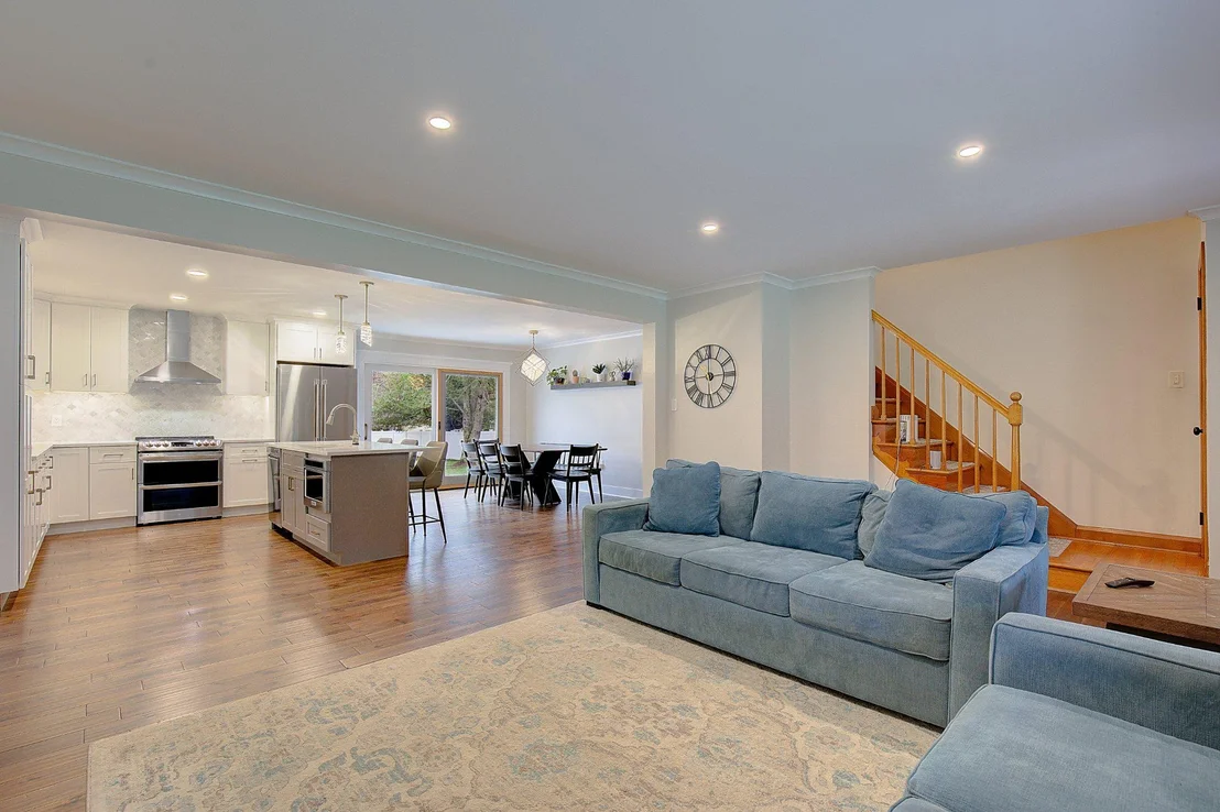 Photo of 818 CEDARCROFT DRIVE