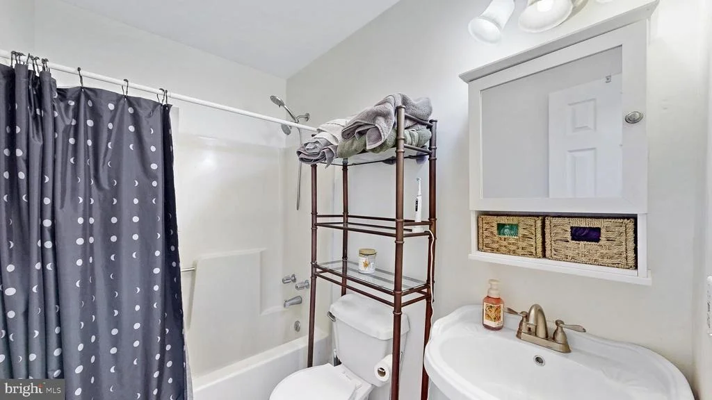 Photo of 211 TAMMIE DRIVE