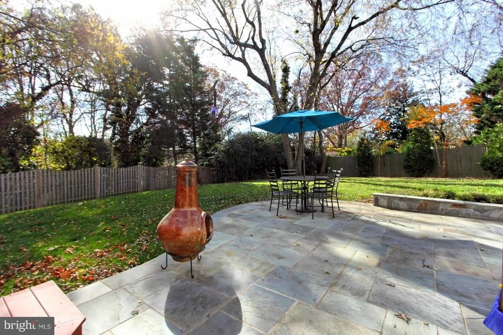 Photo of 4004 FEATHERSTONE PLACE