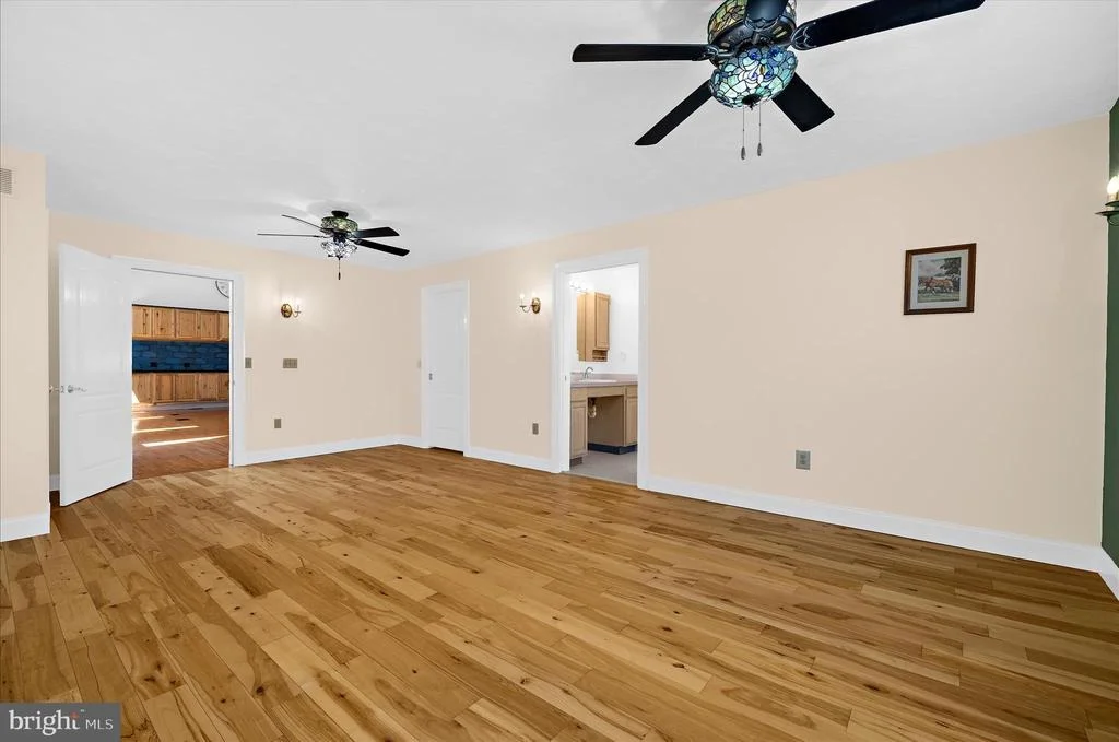 Photo of 8517 NEW CUT ROAD