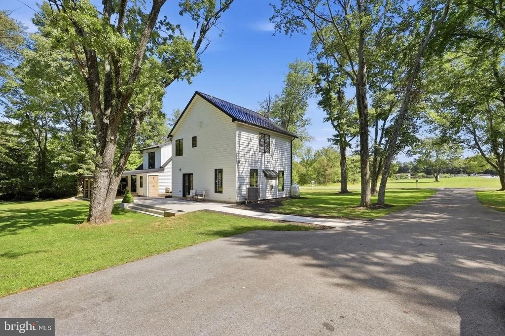 Photo of 10814 POWELL ROAD