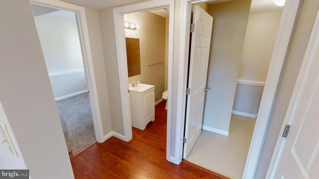 Photo of 1180 BANNISTER CIRCLE