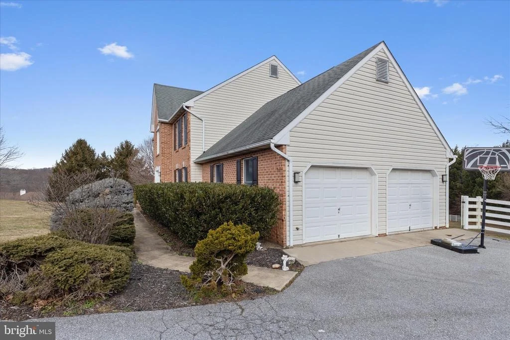 Photo of 2111 WARREN WAY DRIVE