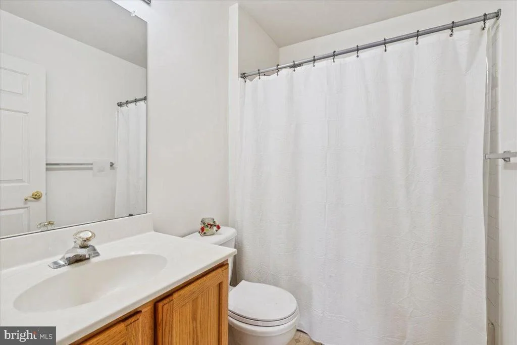 Photo of 5180 BOSCOMBE COURT