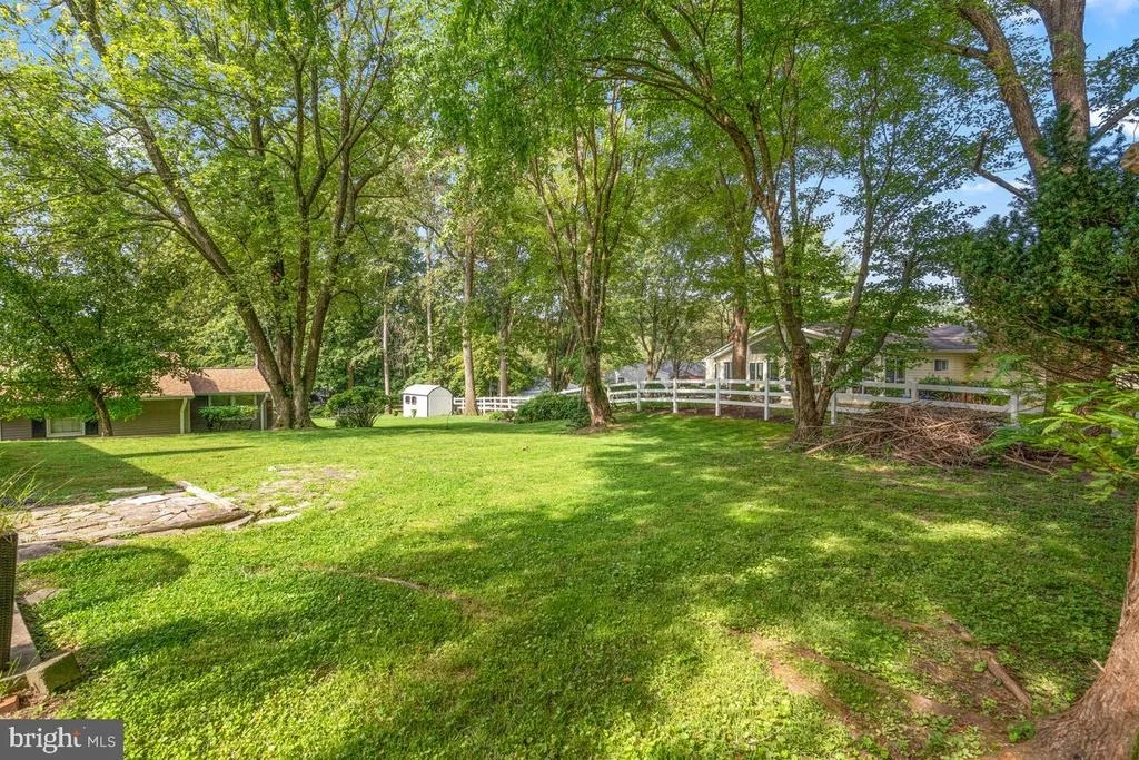 Photo of 14028 BREEZE HILL LANE