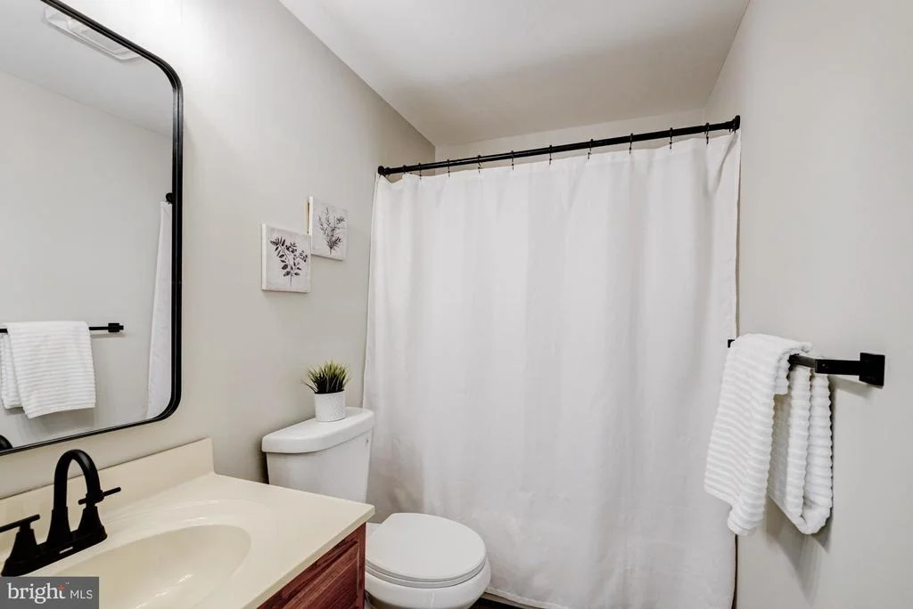 Photo of 32 LANFORD ROAD