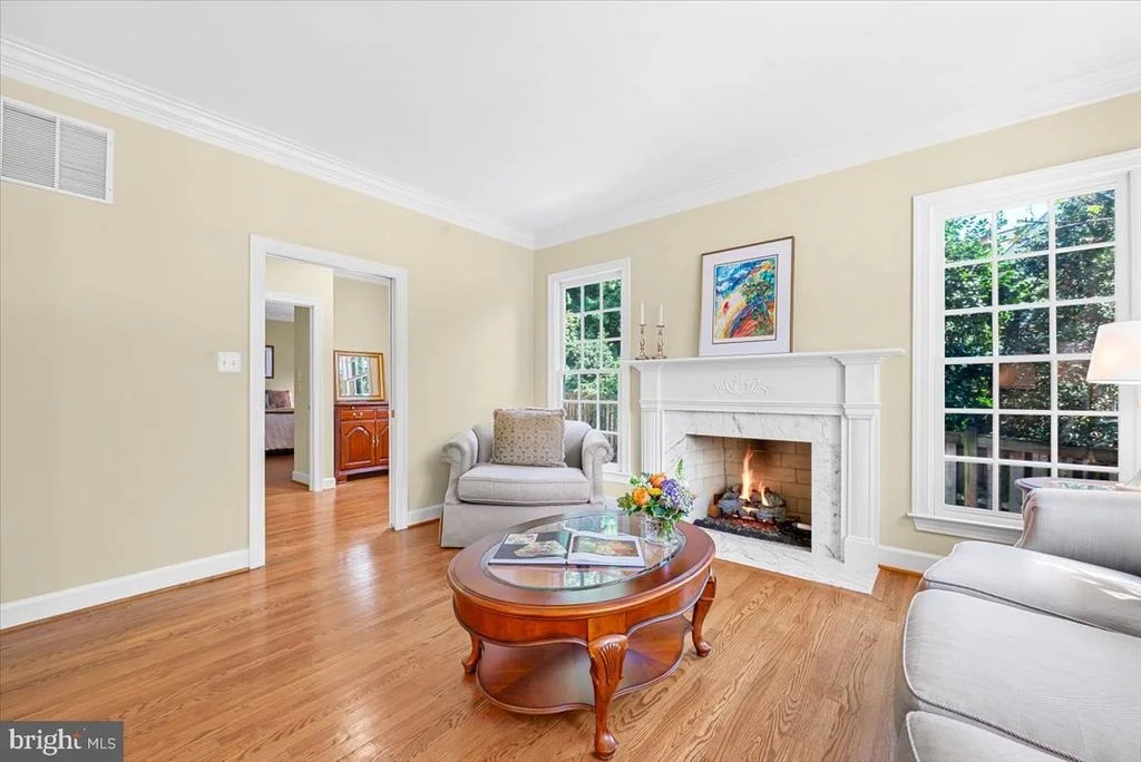 Photo of 6807 MEADOW LANE