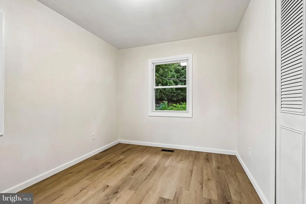 Photo of 86 E RIVER DRIVE