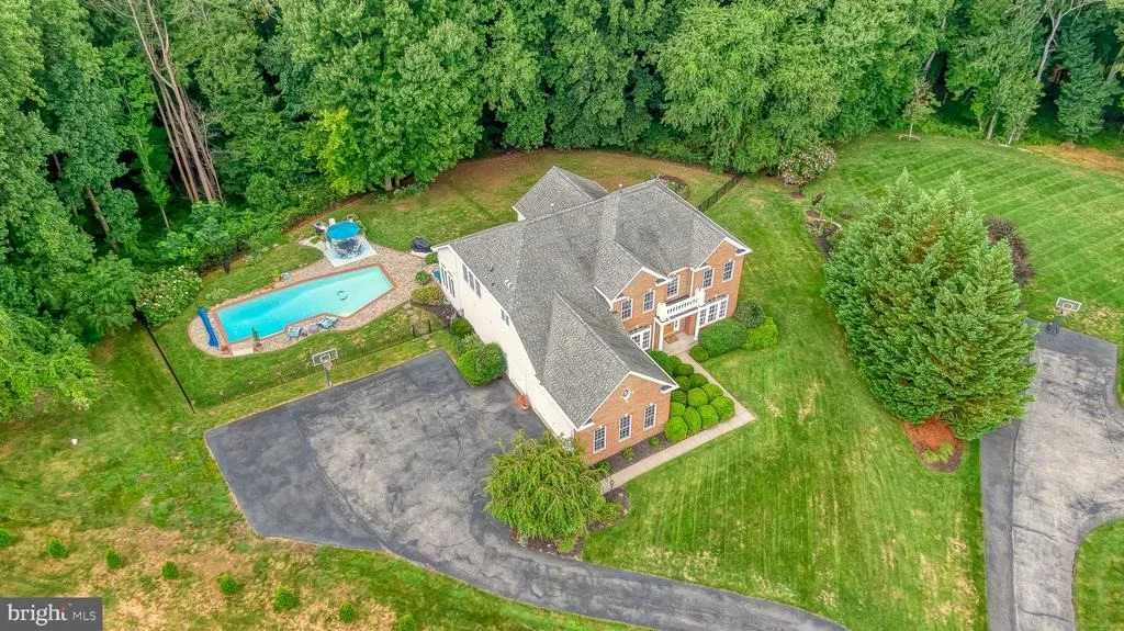 Photo of 105 BOWER LANE