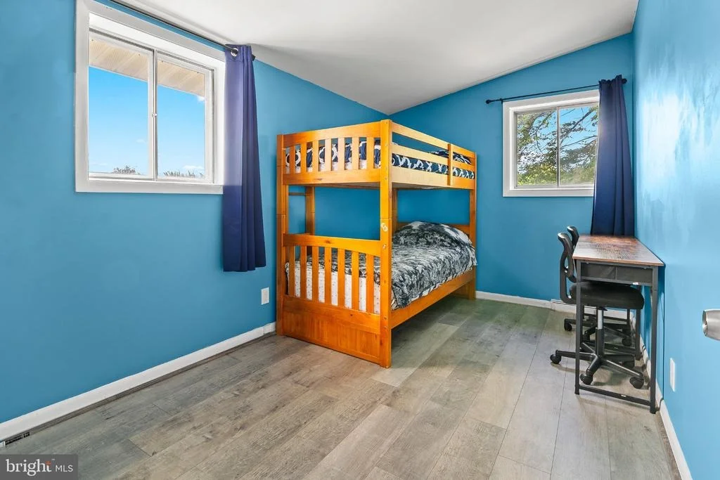 Photo of 2428 FOREST GREEN ROAD