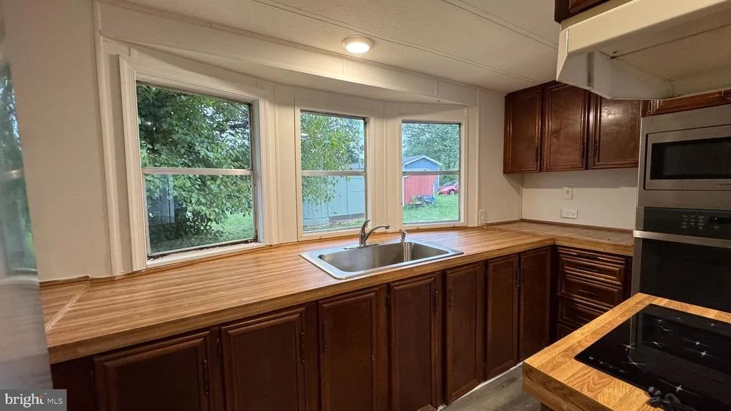 Photo of 15630 OVERVIEW CIRCLE