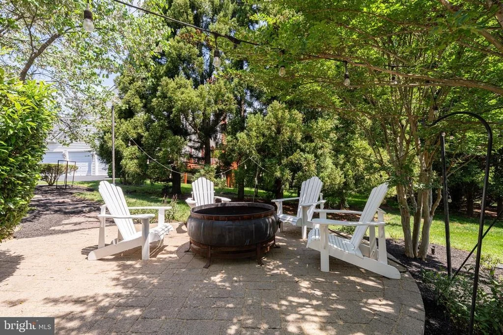 Photo of 24165 SPRING MEADOW CIRCLE