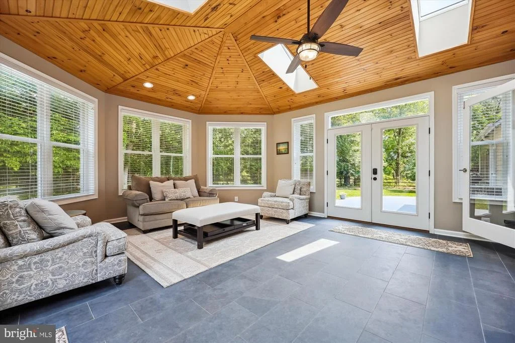 Photo of 15221 MIDDLEGATE ROAD