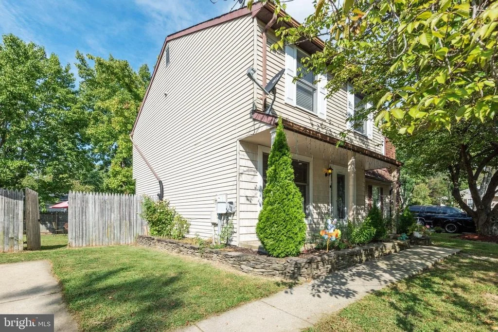 Photo of 1653 SECRETARIAT DRIVE