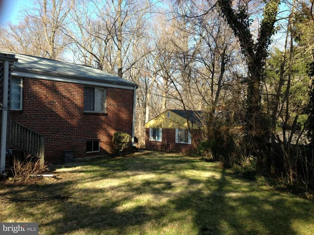 Photo of 915 PATTON DRIVE