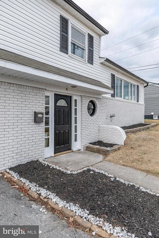Photo of 709 BAYLOR ROAD