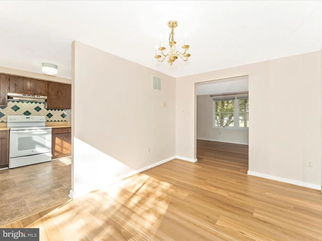 Photo of 158 STONEGATE DRIVE