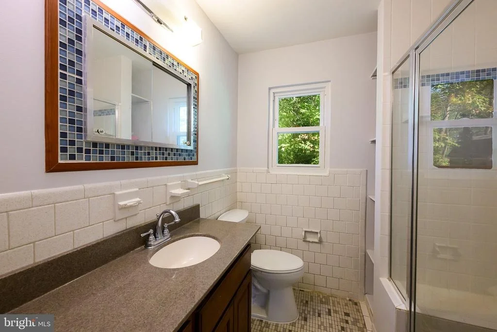 Photo of 3 LAKESIDE DRIVE