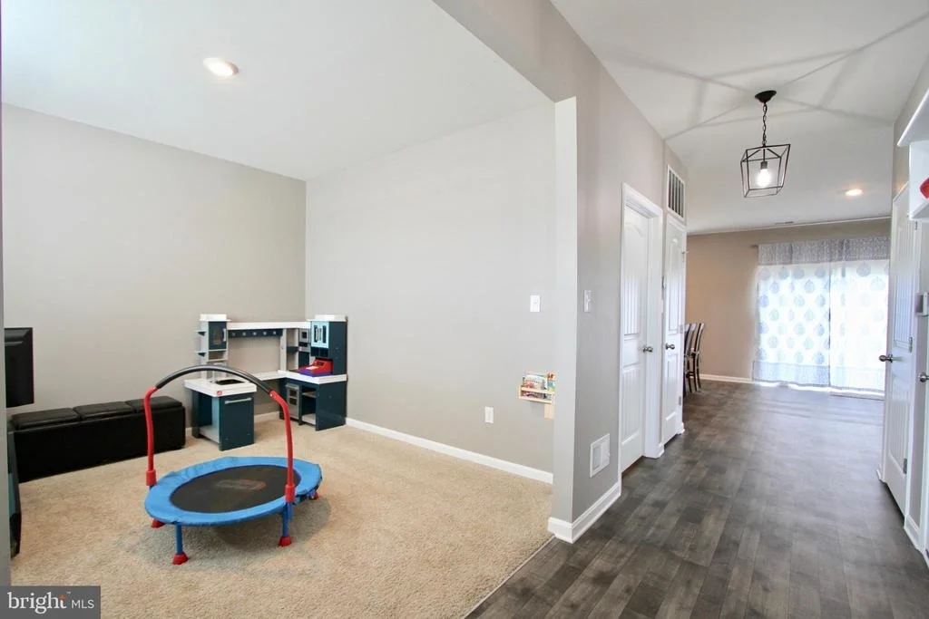 Photo of 746 SEABREEZE RD