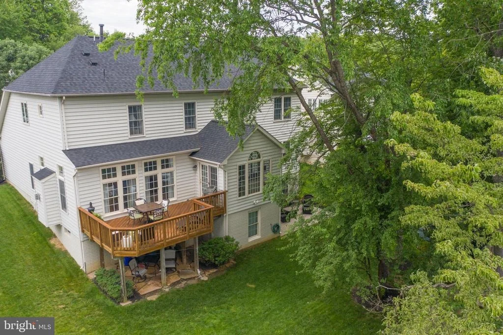 Photo of 4408 WINDING OAK DRIVE