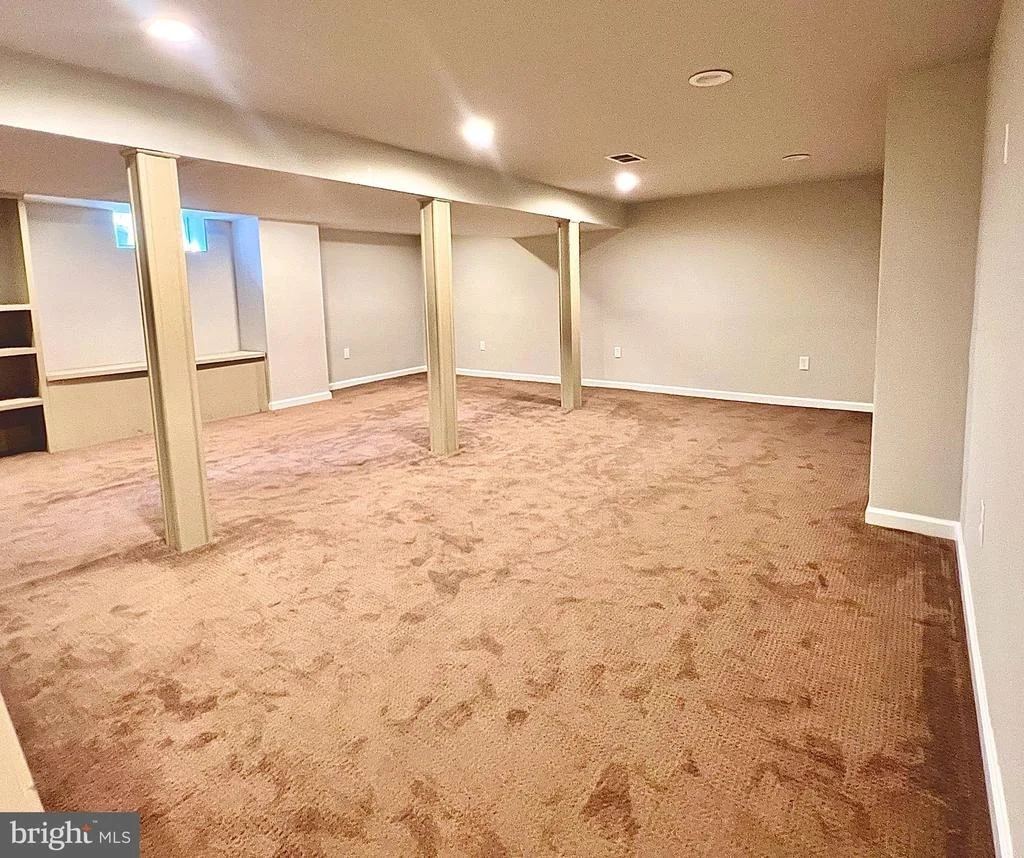 Photo of 10 TIMBER WOLF DRIVE
