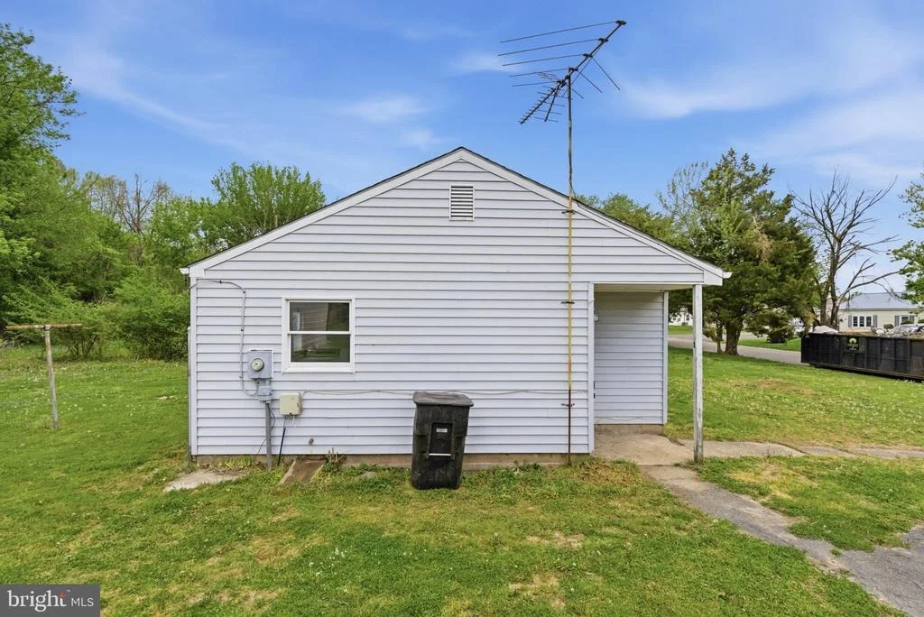 Photo of 1116 JANES ROAD