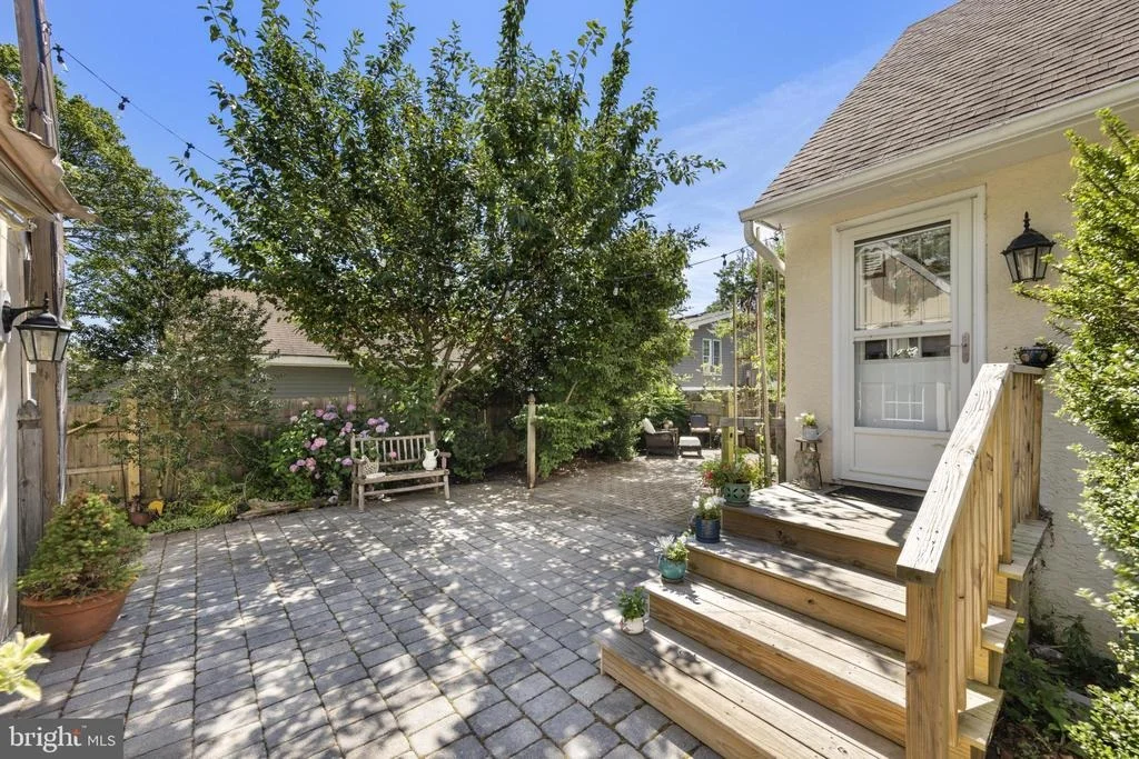 Photo of 410 ABSECON TERRACE