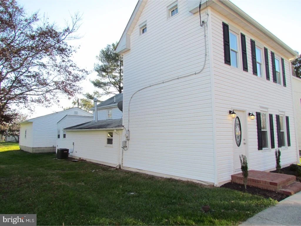 Photo of 113 MECHANIC STREET