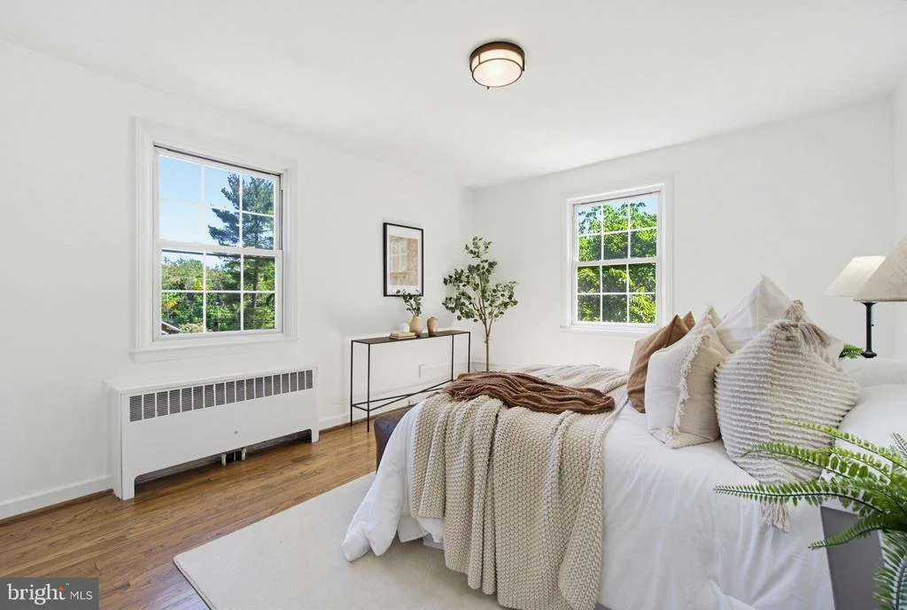 Photo of Unit 201 at 2214 COLSTON DRIVE