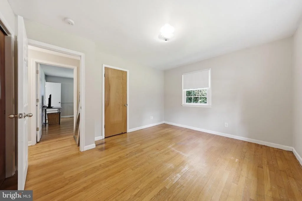 Photo of 5425 JEFFERSON BOULEVARD