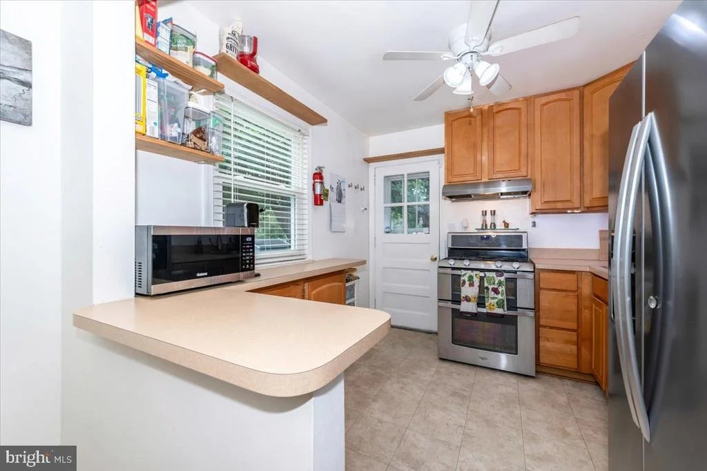 Photo of 10113 DAY AVENUE