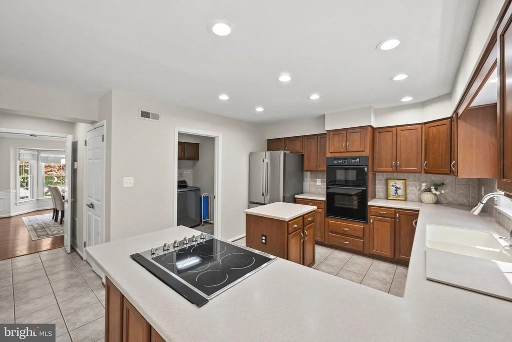 Photo of 9127 SCOTT STREET