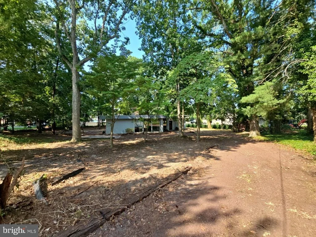 Photo of 10 OAK DRIVE